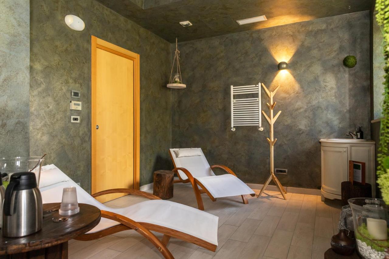 Relais Bella Rosina Pool & Spa La Cassa Exteriör bild